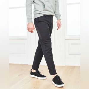 NWOT! Quince men’s ultra-stretch 24/7 smart Chino, 30x32